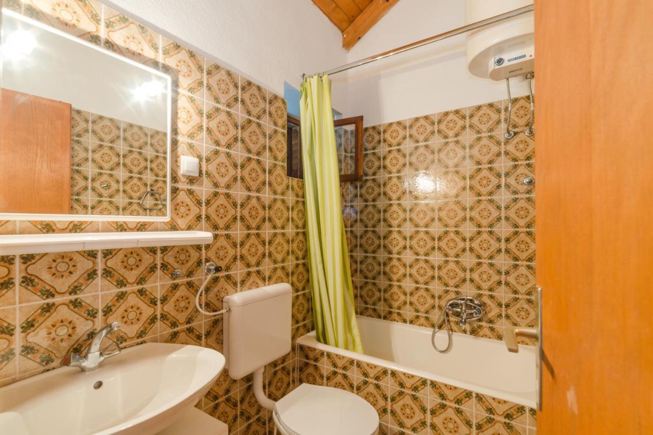 Apartmani Bugenvilija Brbinj Экстерьер фото