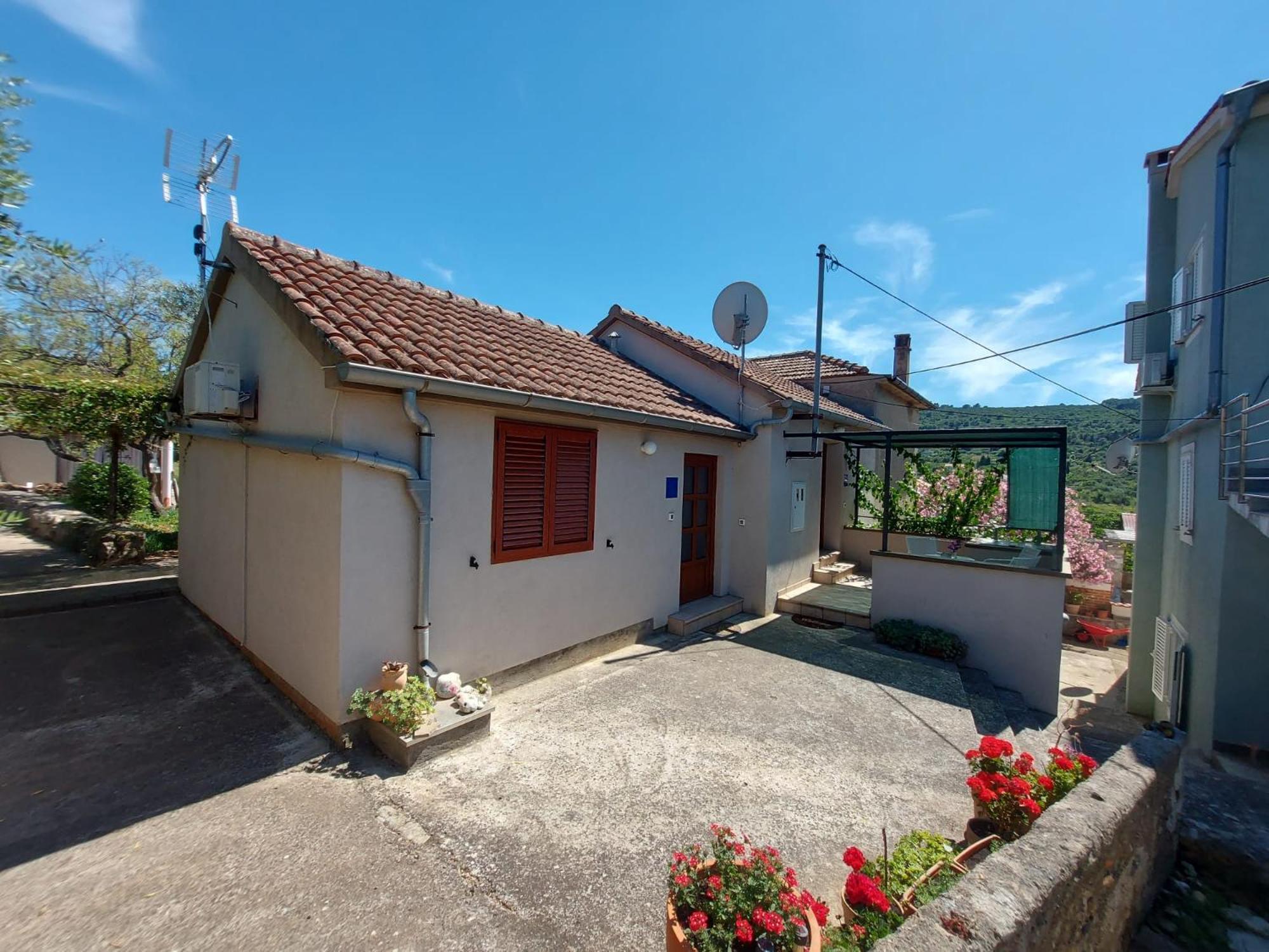 Apartmani Bugenvilija Brbinj Экстерьер фото